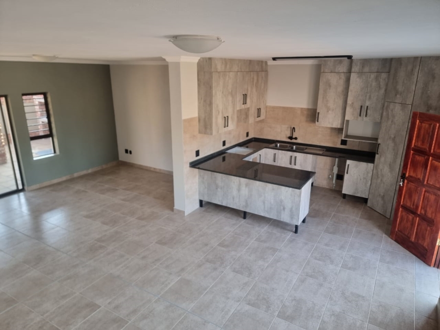3 Bedroom Property for Sale in Waterval East North West
